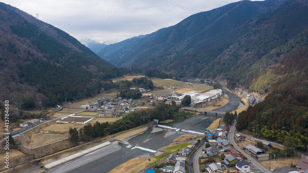 揖斐川町 粕川からの風景 ドローン空撮