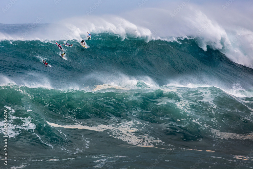 Eddie Aikau, 2016, surfers competing in the Eddie Aikau 2016 big wave surf competition, Waimea Bay Eddie Aikau, 2016, surfers competing in the Eddie Aikau 2016 big wave surf competition, Waimea Bay