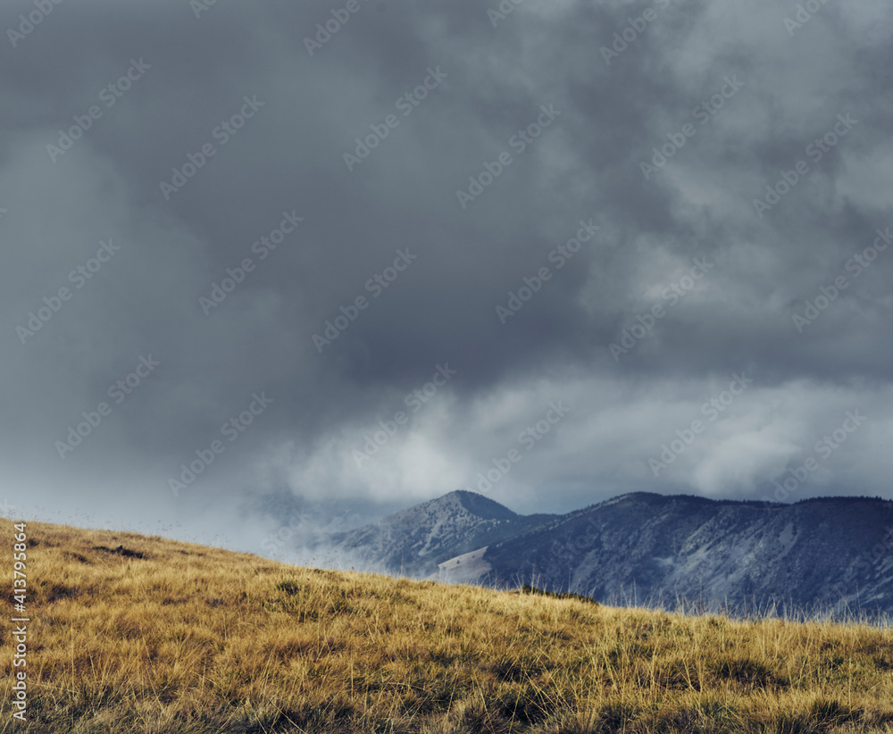 Scenic view of Balkan Mountains against cloudy sky