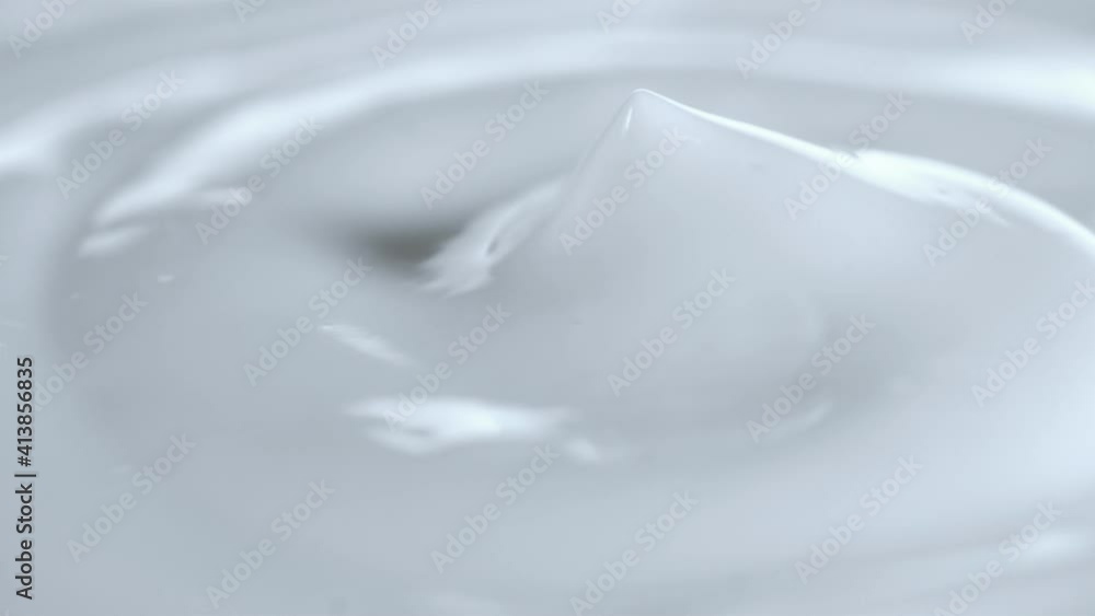 Closeup shot of cosmetics cream with rotate
Closeup shot of cosmetics cream with rotate