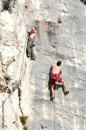 Climbing (Calanques de Marseille) 
