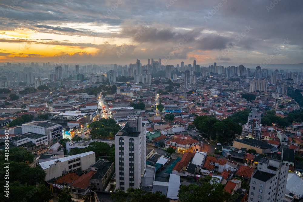 Fototapeta premium Sunset in São Paulo, Brazil, metropolis 
