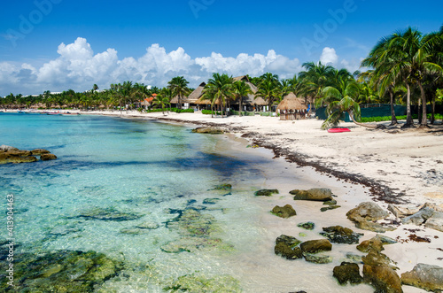 Fototapeta Naklejka Na Ścianę i Meble -  View of  tropical caribbean Akumal Beach - Tulum, Yucatan, Mexico