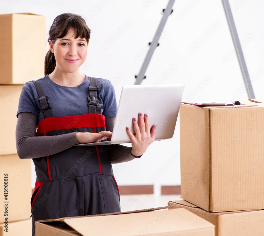 Woman accepting relocation order from internet Woman accepting relocation order from internet