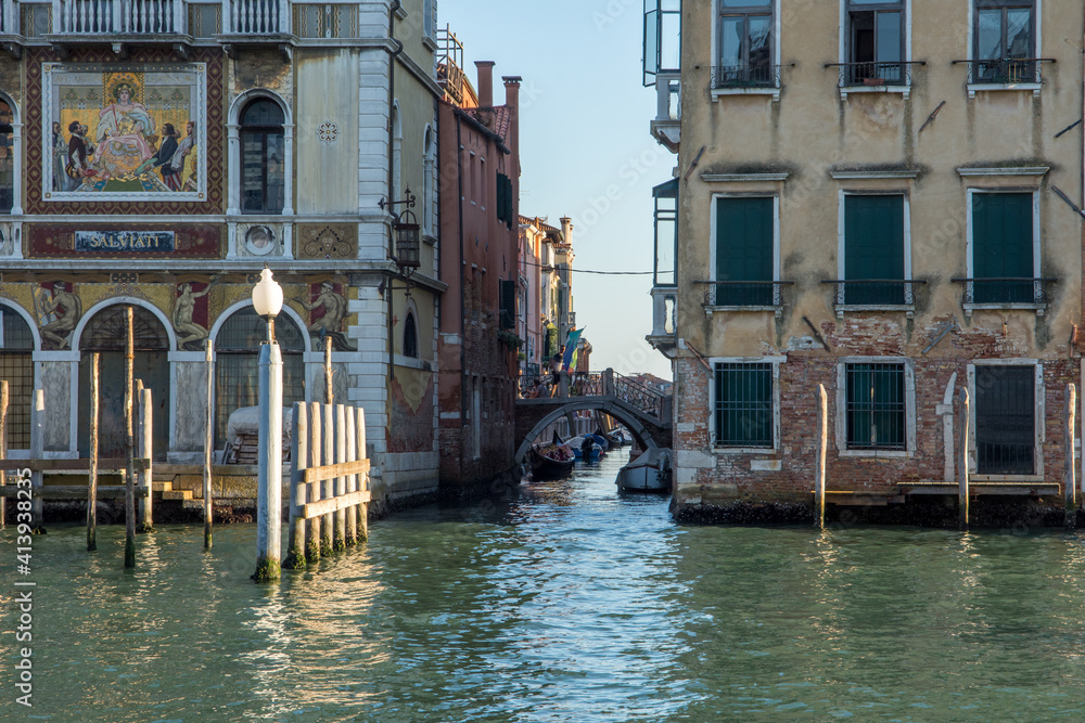discovery of the city of Venice and its small canals and romantic alleys discovery of the city of Venice and its small canals and romantic alleys