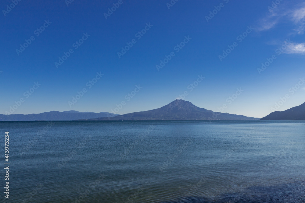 重富海岸から見た桜島の風景　鹿児島県姶良市