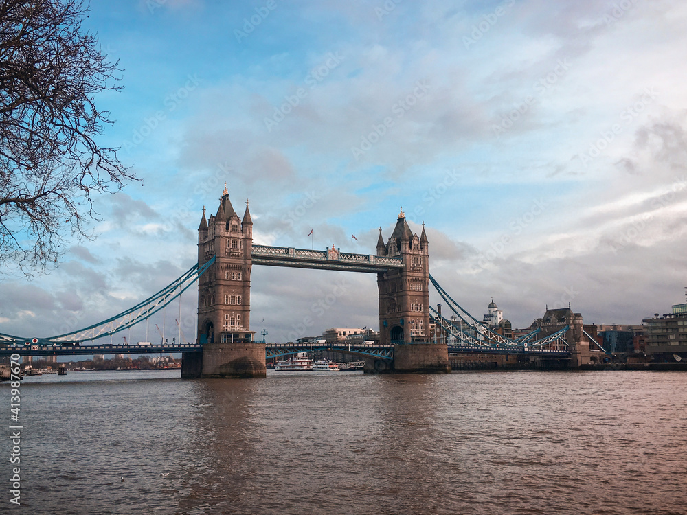 Obraz premium tower bridge city