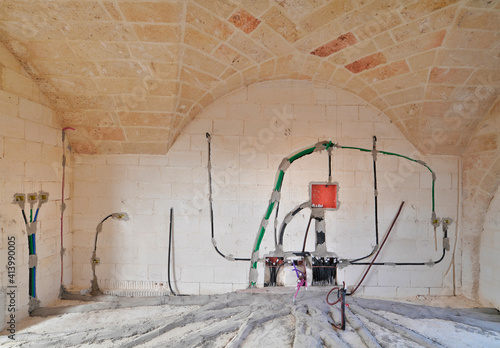 Impianti nella stanza in costruzione photo