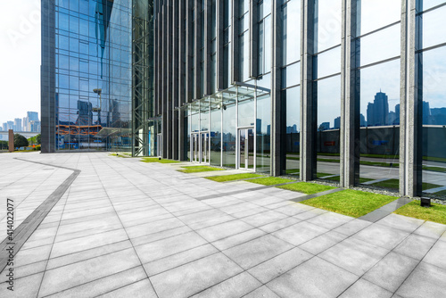 Obraz na plátně Financial Center Plaza and office building, Chongqing, China