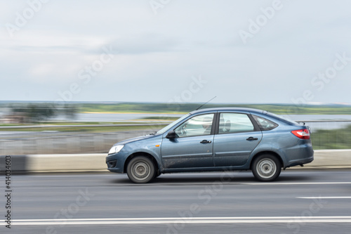 car moves over bridge © Igor