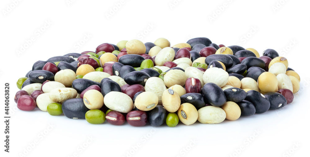 red bean ,green bean ,black bean, soybean isolated on white background red bean ,green bean ,black bean, soybean isolated on white background