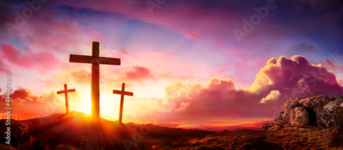 Photographie Crucifixion And Resurrection of Jesus at Sunrise