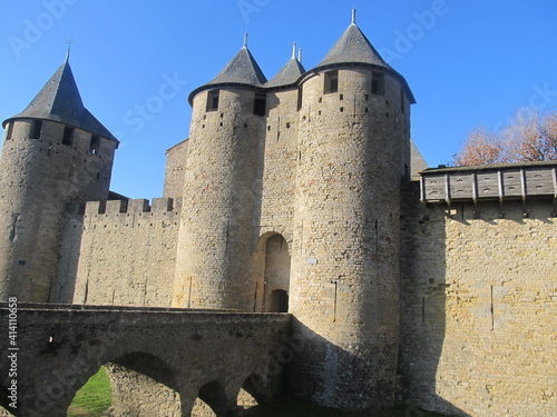 visit and panoramic of the medieval city of Carcassonne france.