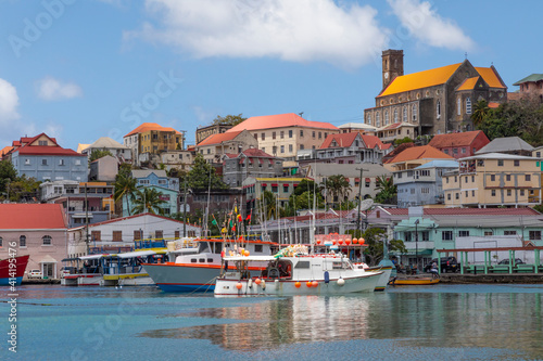 Tableau sur toile Caribbean, Grenada, St. George's. Boats in The Carenage harbor.