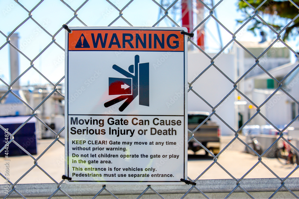 Sigo Warnschild "Moving Gate Can Cause Serious Injury Or Death" | 25,4 X 35,6 Cm | Aluminium, Wetterfest | Made In USA