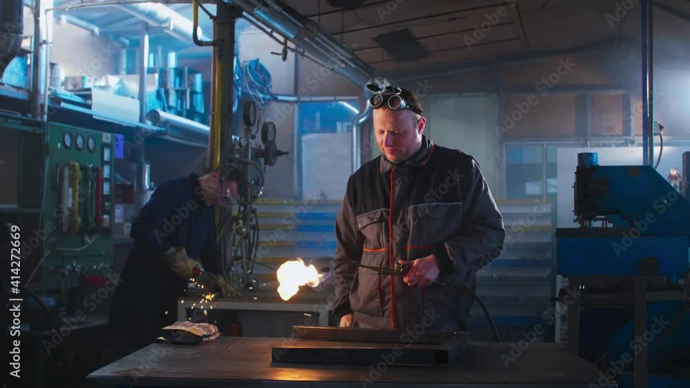 Handyman with autogenous welding troubles Handyman with autogenous welding troubles