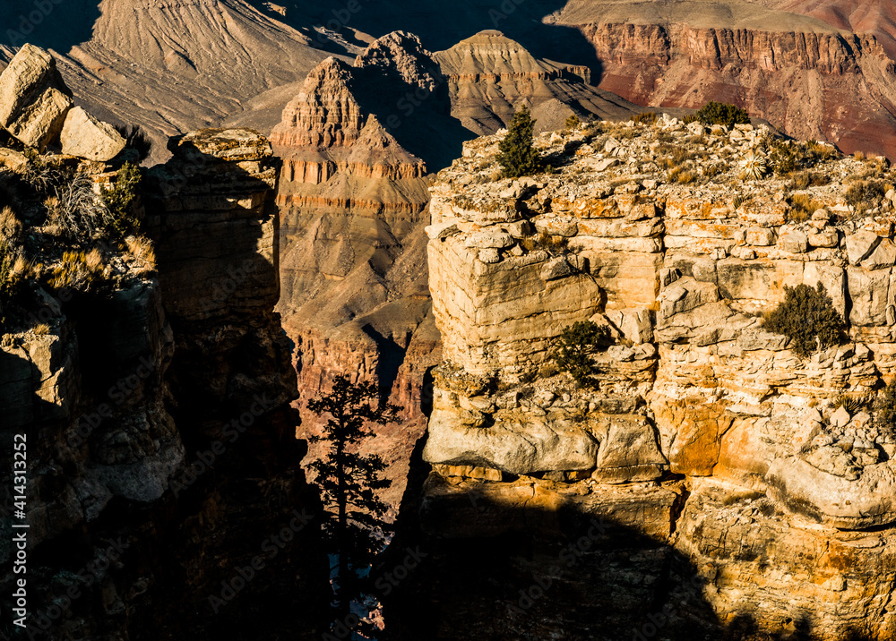 Moran Point and The Inner Canyon From The South Rim, Grand Canyon National Park, Arizona, USA