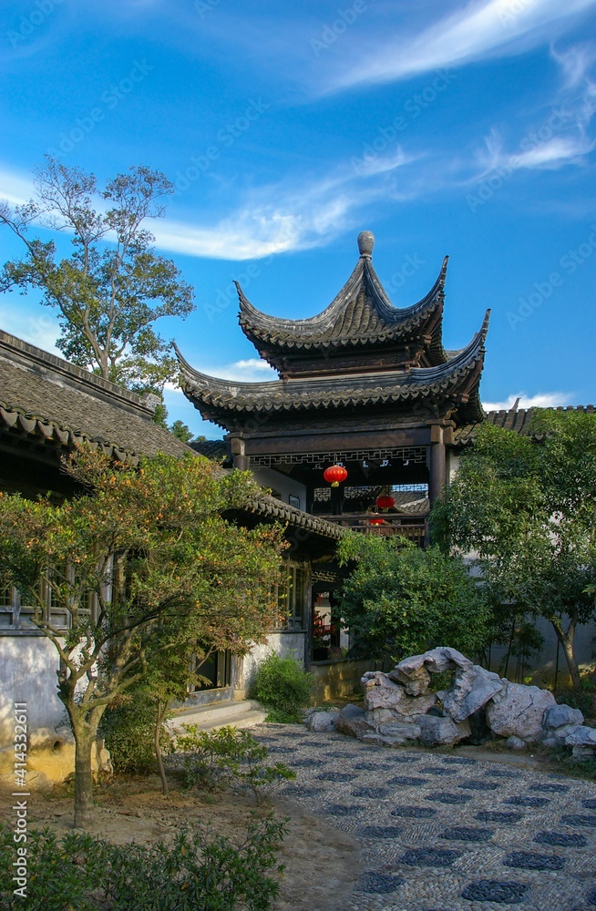 Chinese-style buildings with the painted beamscarved girders