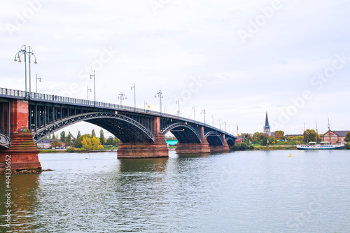 Panoramic of Rhine river and Rhine bridge in Mainz city, Germany.  © Tanya