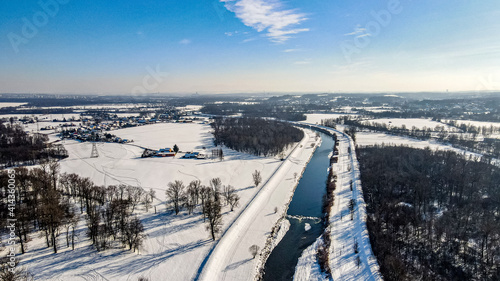 rzeka Olza, granica Polsko - Czeska w zimie z lotu ptaka © Franciszek