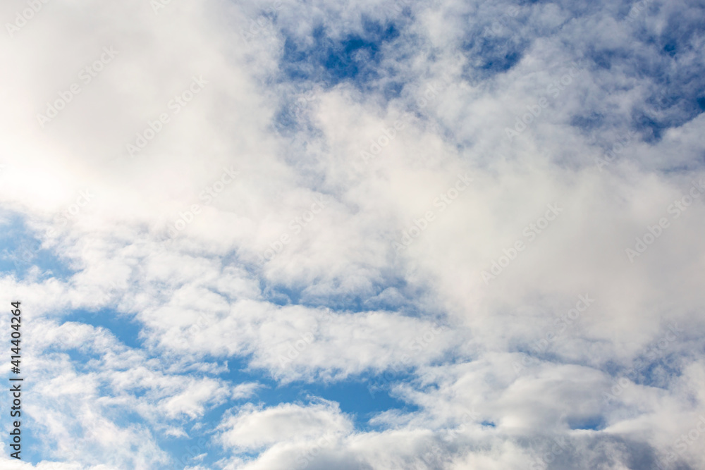 Naklejka premium blue sky with clouds