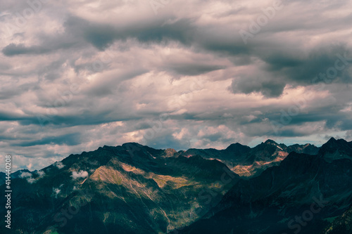 Fototapeta Naklejka Na Ścianę i Meble -  panoramic view of the Dolomites, Italy.