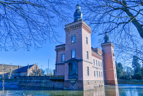 Park und historische Wasserburg in Erftstadt