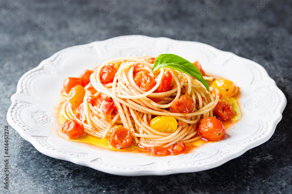 rustic italian cherry tomato spaghetti pasta