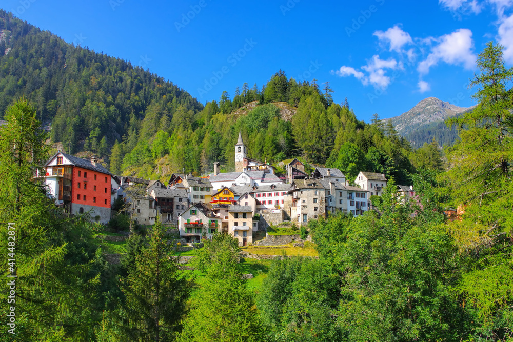 Fusio im Maggiatal, Tessin in der Schweiz - Fusio in the Maggia Valley, Ticino in Switzerland