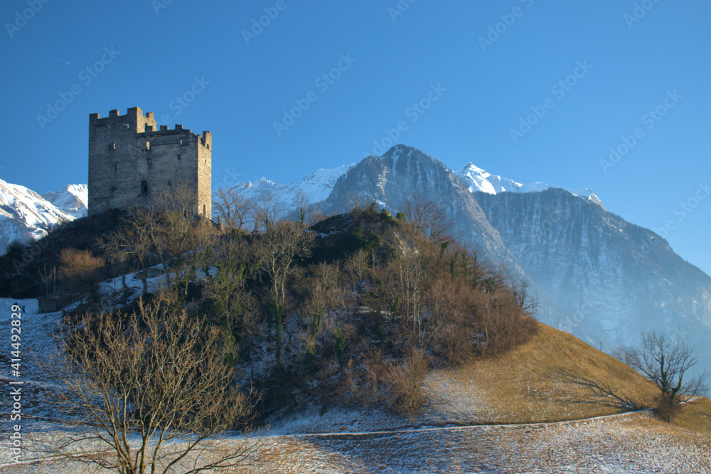 Historische Burgruine in Wartau in der Schweiz 10.1.2021