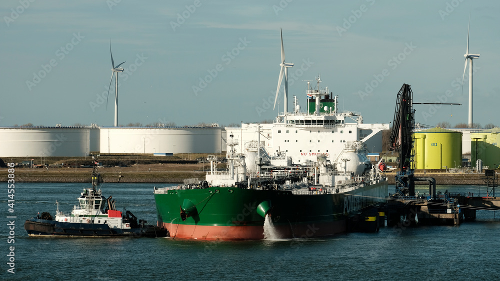 Fototapeta premium Powered by natural gas oil tanker arrived in the port of Rotterdam