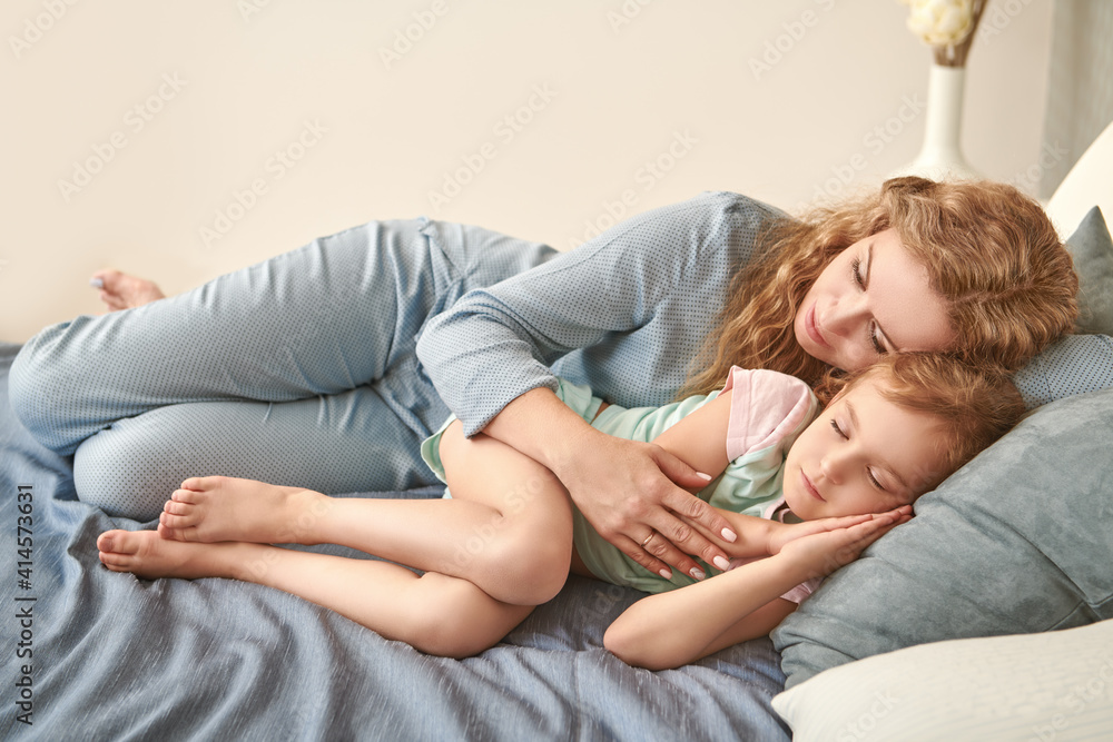 sleeping next to mom sleeping next to mom