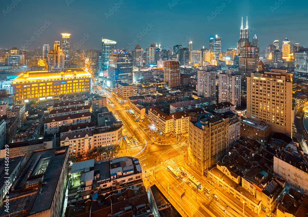 Fototapeta premium downtown city at night