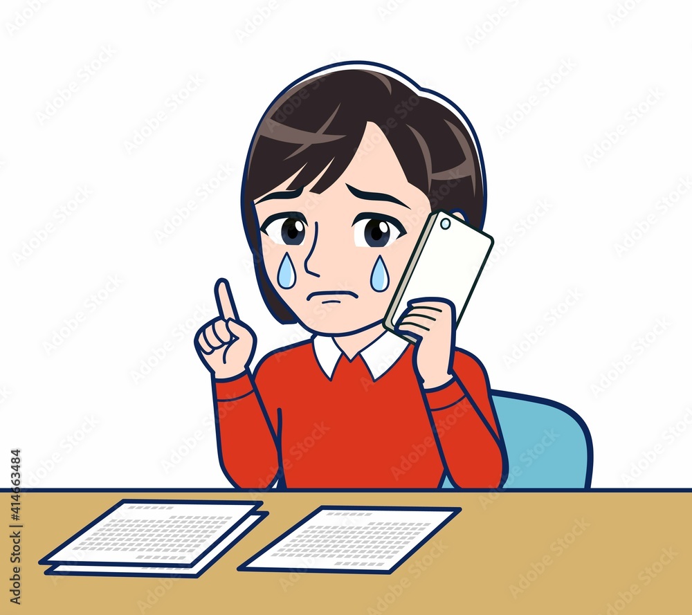 スマホで問い合わせる主婦 スマホで問い合わせる主婦