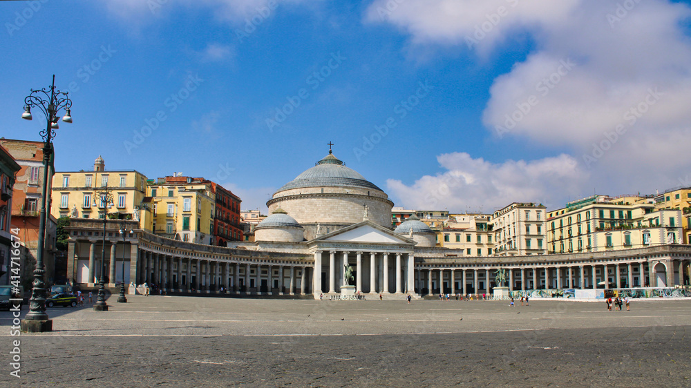 Naples, piazza del Plebiscito