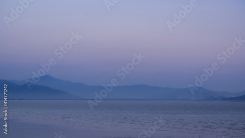 The mountains beyond the sea are like mountains