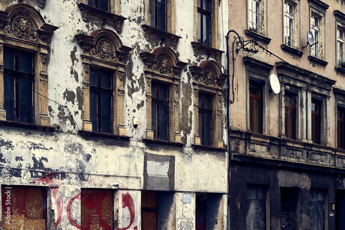 Ruined town © Tadeusz Ibrom