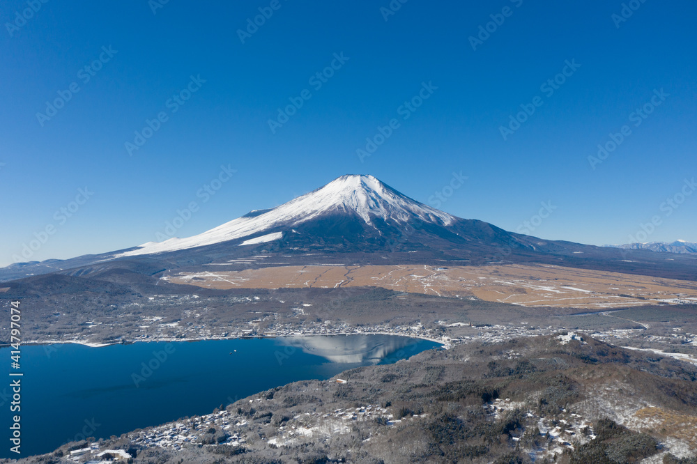 富士山　ドローン空撮　山中湖　雪景色