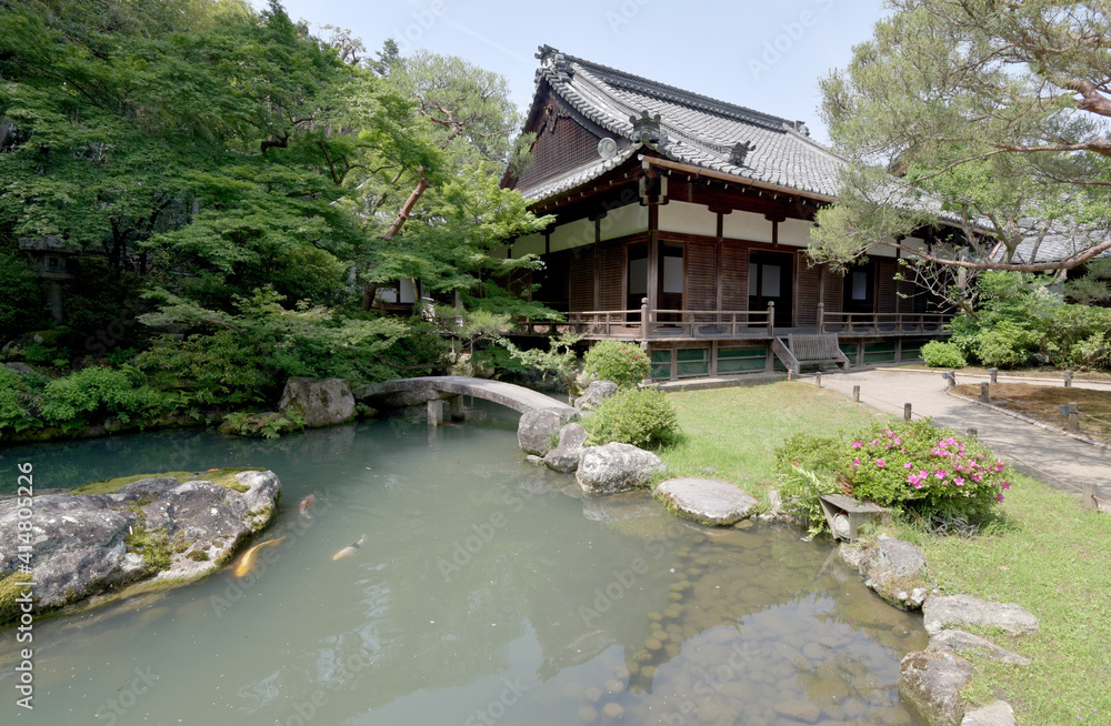 青蓮院　龍心池と小御所　京都市