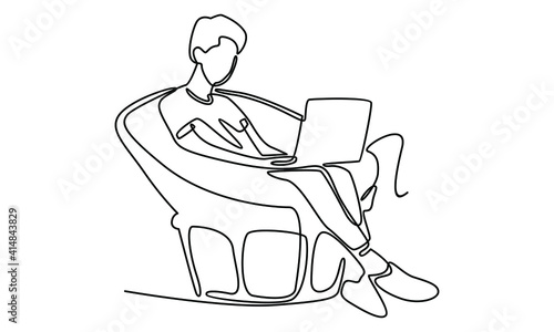 Continue line of man working with laptop