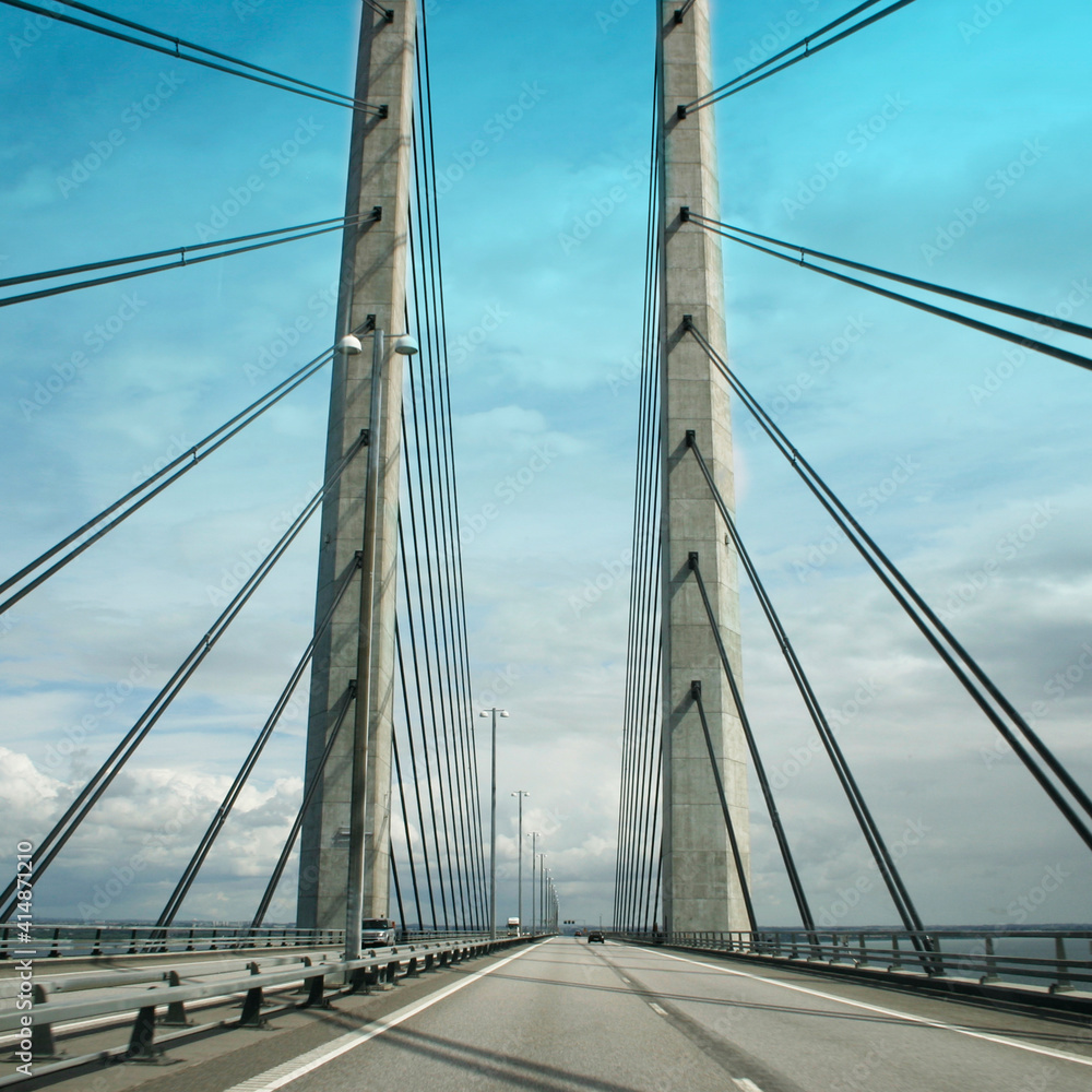 Naklejka premium Øresund Bridge between Copenhagen and Sweden