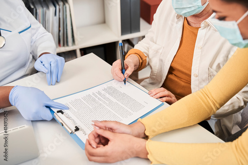 Patient sharing information while filling up the form
