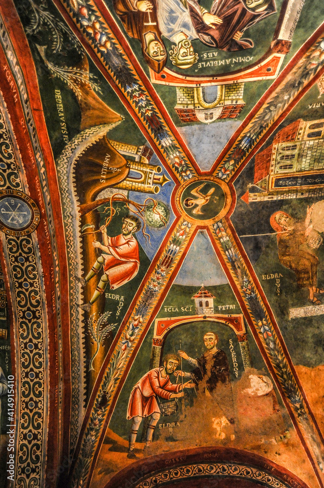 The frescoes of the late 11th century depict scenes from the life of the abbot of St. Eldrado, and for the first time in Europe, the image of St. Nicholas appears on them.     