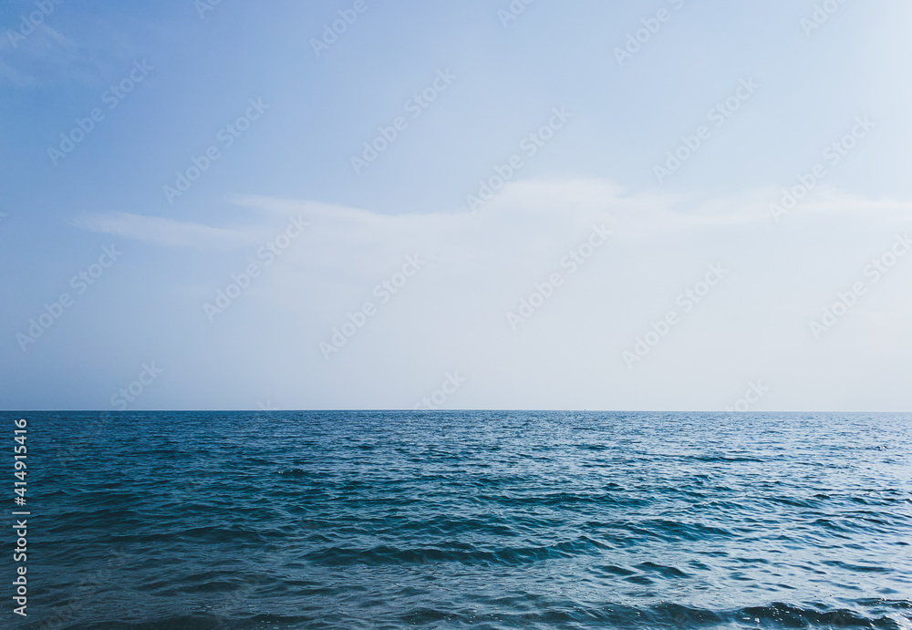 Fototapeta premium blue sky and sea