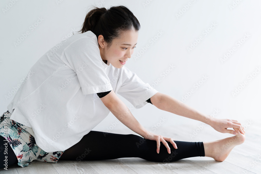 Fototapeta premium スポーツウェアの女性