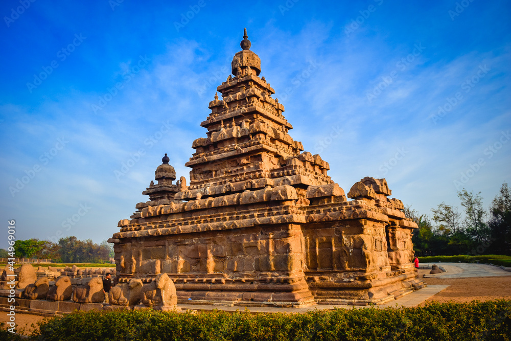 Shore temple in morning light built by Pallavas is UNESCO World Heritage Site located at Great South Indian architecture, Tamil Nadu, Mamallapuram or Mahabalipuram