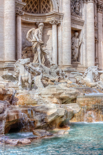 fontana di Trevi parte centrale