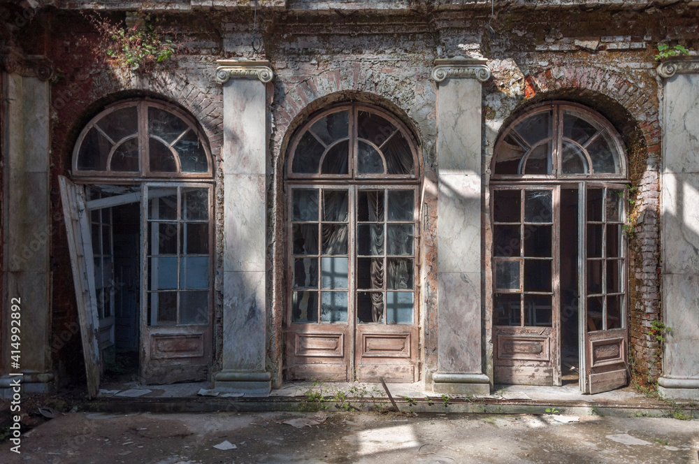Abandoned palace with a piano in Bratoszewice, Poland Abandoned palace with a piano in Bratoszewice, Poland