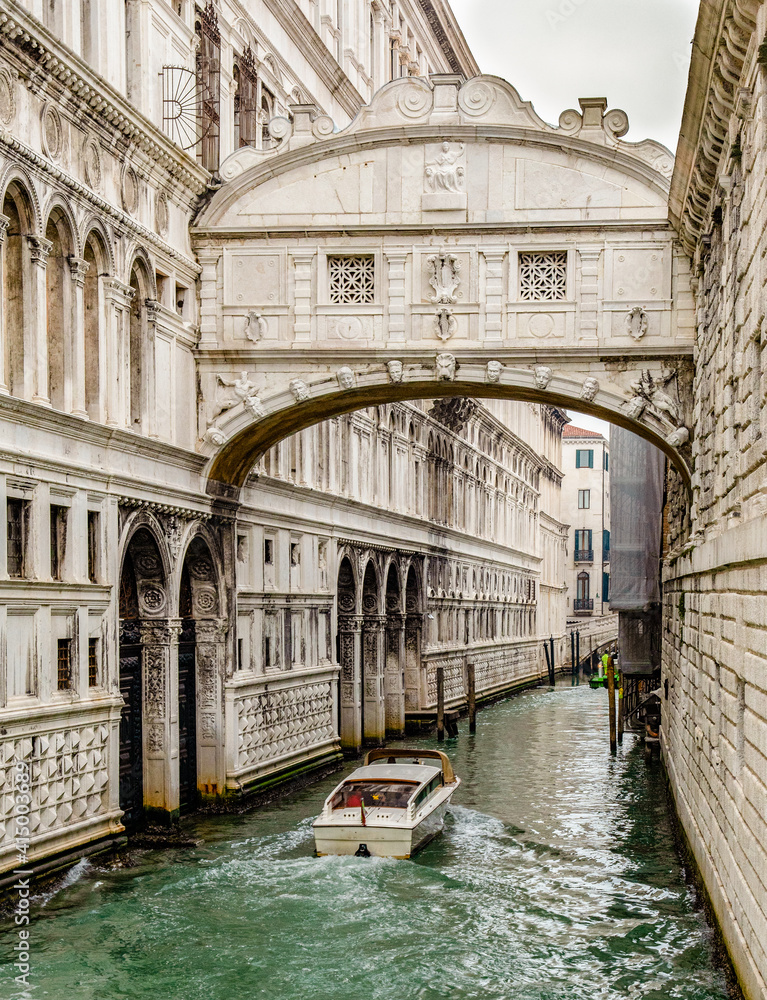 Bridge of Sighs Venice 6854
