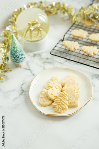Christmas Shortbread Sugar Cookies